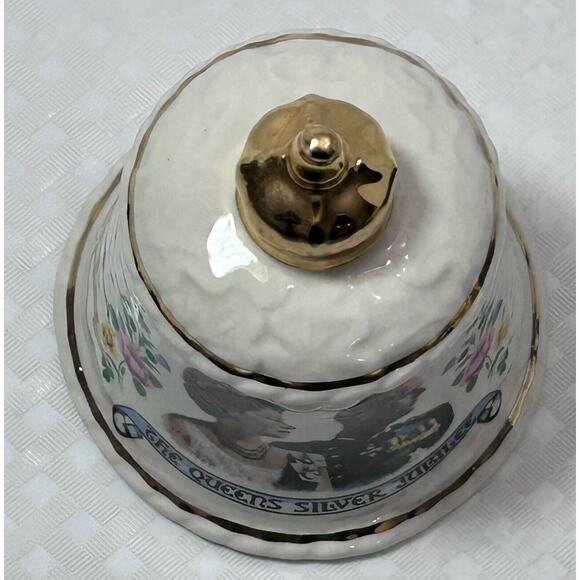 1977 BELL Queen Elizabeth's Silver Jubilee Ceramic England Souvenir - Picture 5 of 11